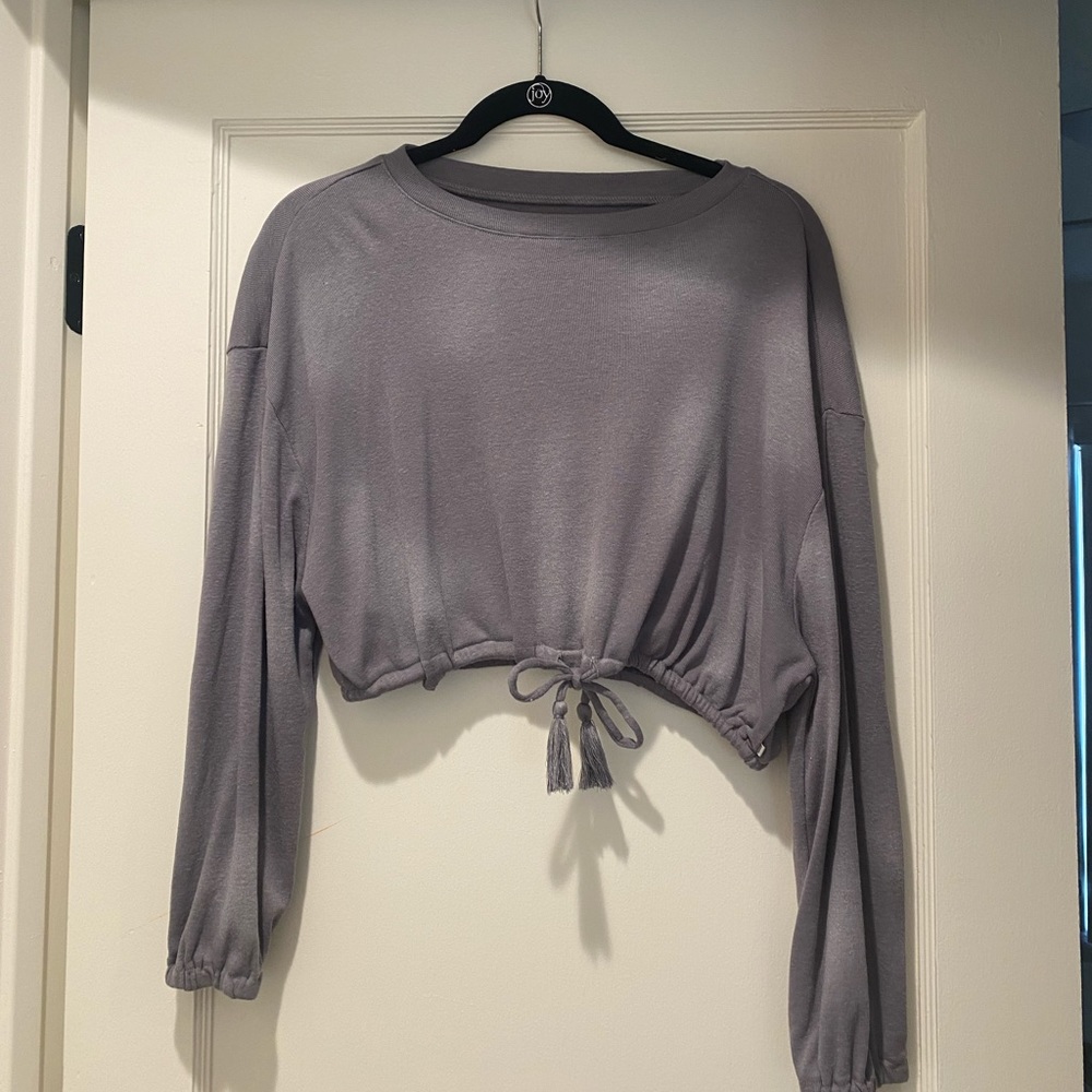 Never worn! Sisstrevolution drawstring crop top size M